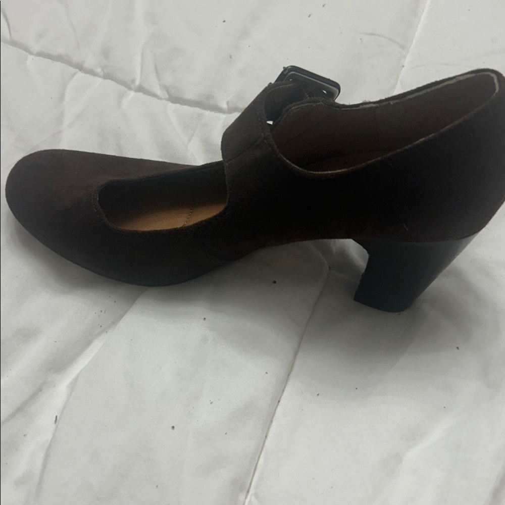 Jaclyn Smith Dark Brown Mary Jane Heels 💥 - Picture 3 of 9